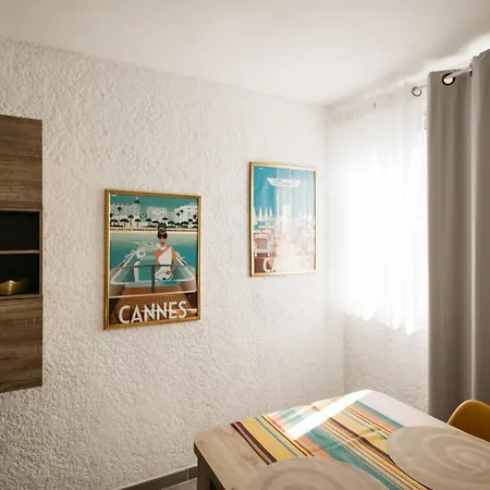 Cosy T1, A 10 Minutes A Pieds Des Plages Apartman *